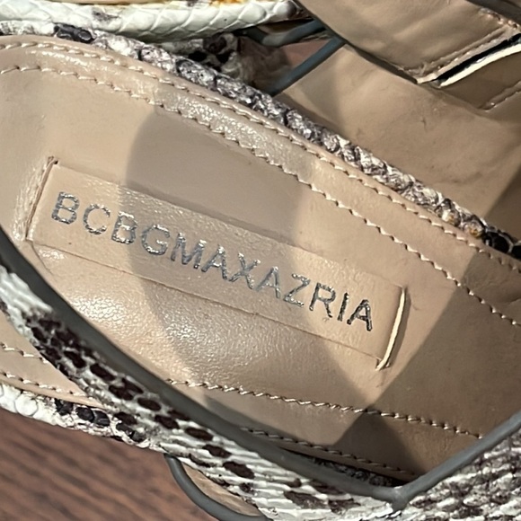 Bcbg MaxAzria Women’s Snakeskin Peep Toe Platform Sandals Size 8.5 - Picture 7 of 7